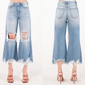 Cropped Distressed Jeans